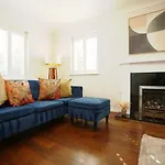 بيت للعطل Western Court By N And N Stays, 4 Bedroom House In With Private Parking, Great Location For Contractors, Corporate And Families Visiting The Area, Long Term Welcomed *